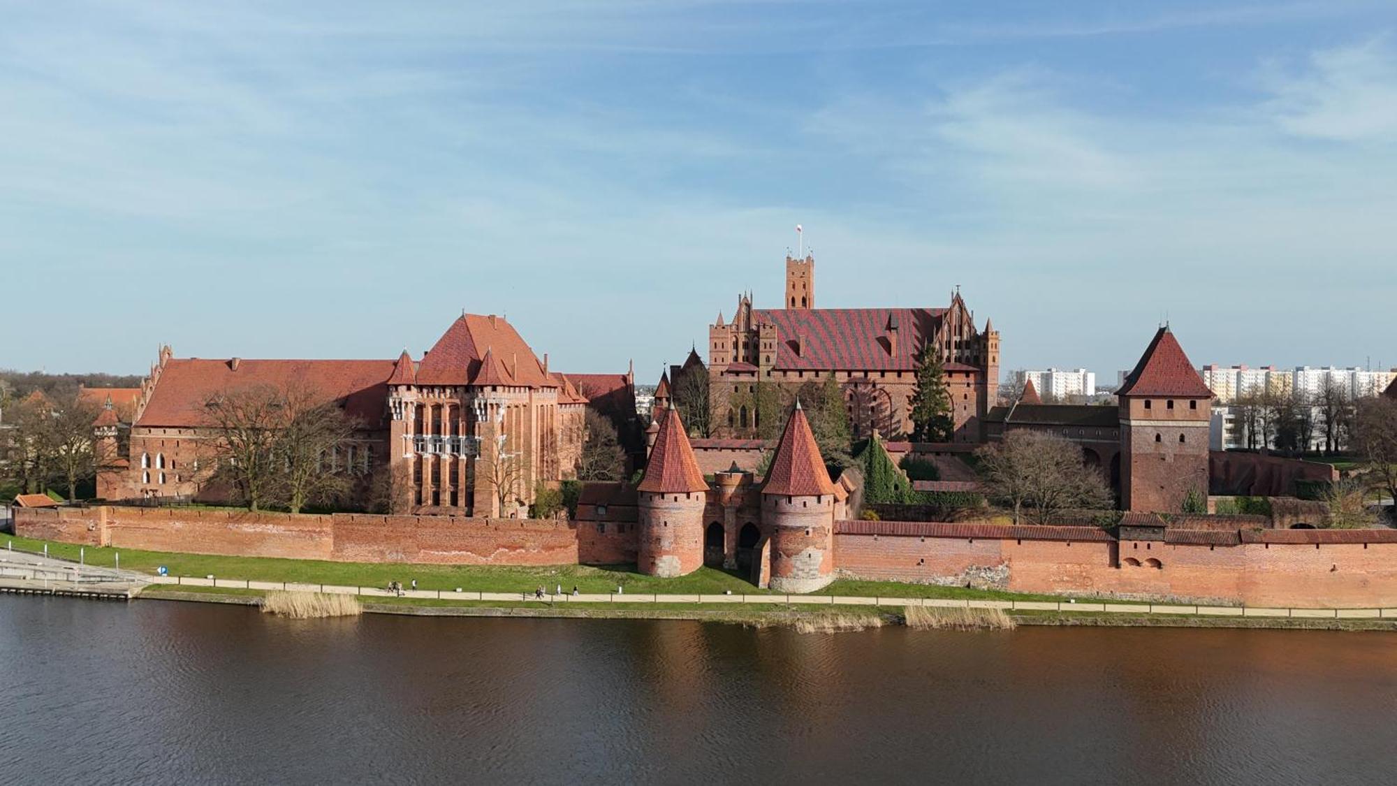 Bed and Breakfast Karat à Malbork Extérieur photo